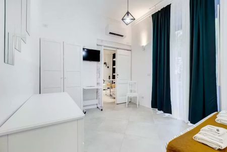 Via Giovanni Lanza, Rome, Lazio 00184 - Photo 3