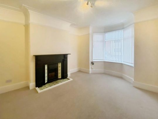 2 bedroom ground floor flat to rent - Photo 1