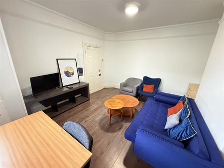 1 Glynne Road - Photo 2