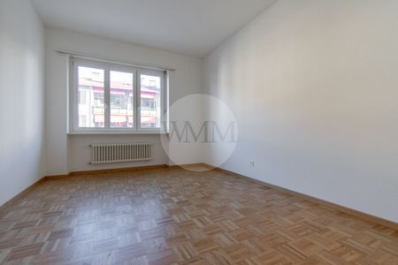 COMFORTABLE AND SPACIOUS 3.5-ROOM APARTMENT IN A SERVICE-RICH AREA - Photo 2