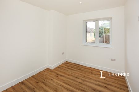 3 bedroom bungalow to rent Daisy Lane, Locks Heath, Southampton, Hampshire, SO31 - Photo 4