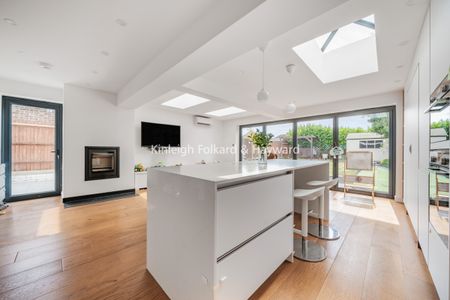 Hallam Close, Chislehurst, BR7 - Photo 5