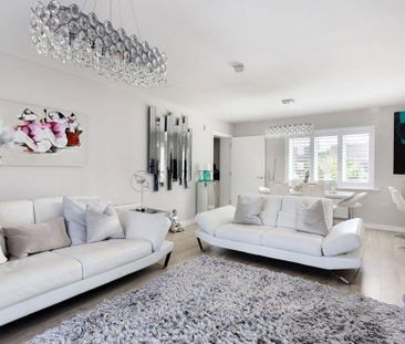 2 bedroom detached house to rent - Photo 2