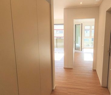 2.5 Zimmer, 60 m², 2. Stock - Photo 2