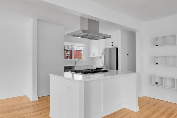 For Lease - 940 BRANT Upper unit Street Unit# upper unit, Vanier and Kingsview Park, Ontario - Photo 1