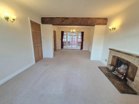 3 bedroom detached house to rent - Photo 5