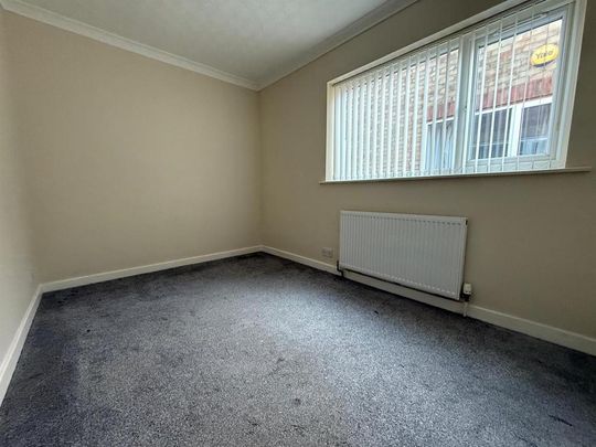 2 bedroom bungalow to rent - Photo 1