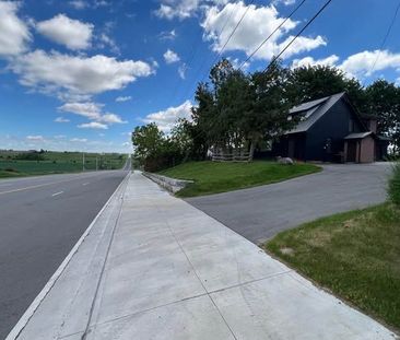 For Lease - 6222 Yonge Street Unit# 2, Innisfil, Ontario - Photo 4