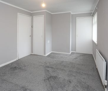 18 Springwell Crescent, Groomsport, BT19 6JZ - Photo 4