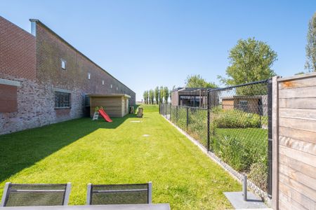 Halfopen woning gelegen in Veurne met drie slaapkamers. - Photo 4