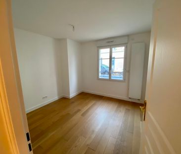 Location Appartement 2 pièces 36m² ST MAUR DES FOSSES 94100 - Photo 2