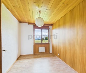 Attraktive 5-Zimmer-Wohnung mit wunderschöner Aussicht in Amlikon-B... - Photo 4