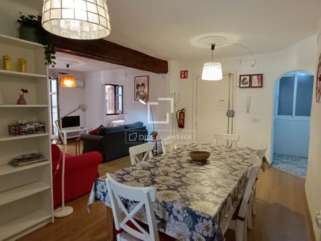 3 Bedroom apartment for rent in El Carmen, Valencia - Photo 4