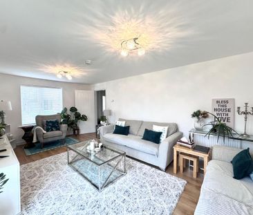 4 bedroom detached house to rent - Photo 1