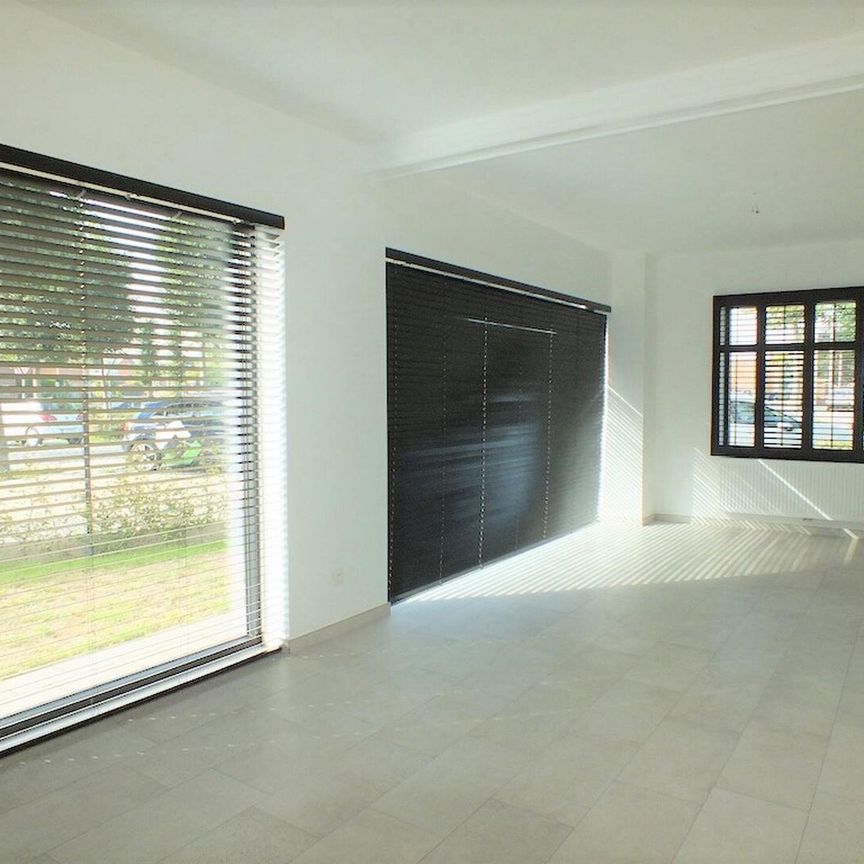 Gelijkvloerse verd. + tuin te huur - Photo 1