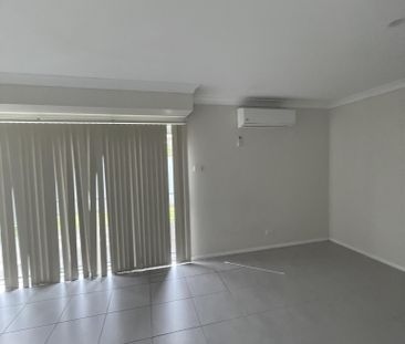 Modern, Spacious Townhouse - Photo 1