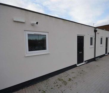 Park Farm Drive, Allestree, Derby, DE22 - Photo 4