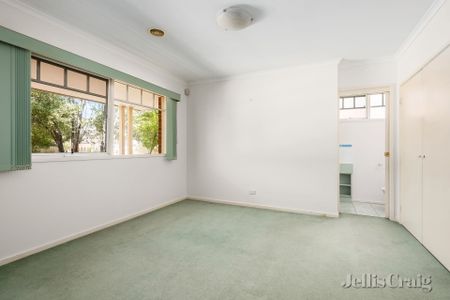 1/8 Rosella Street, Murrumbeena - Photo 2