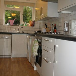 82 DAWLISH ROAD - Photo 2