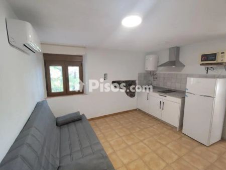 Apartamento en alquiler en Calle Huertas Altas - Foto 2