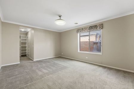 19 Parkfront Drive, Leopold - Photo 2