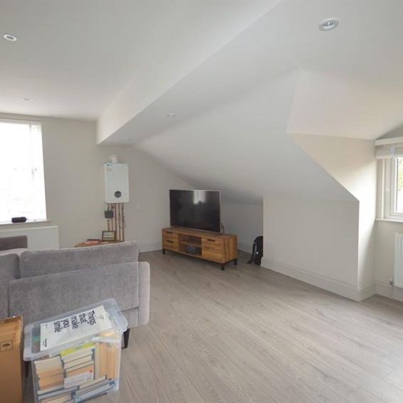 2 Bedroom Apartment To Let - Photo 1