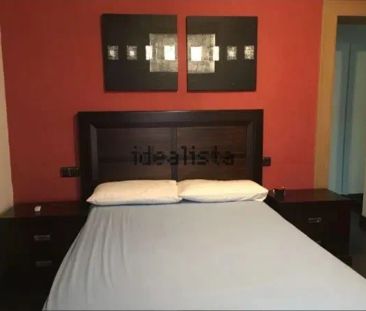 Alquiler de chalet adosado en Calle Paco de Lucía - Photo 4