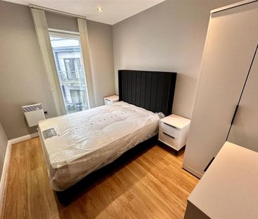 2 bedroom apartment to rent - Photo 6