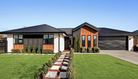 PRESTONS - THREE/ FOUR BEDROOMS, DOUBLE GARAGE - Photo 2