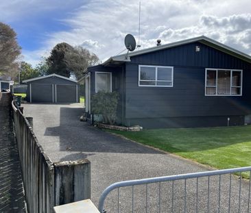 Waihi Beach Beauty - Waihi Beach - Photo 2