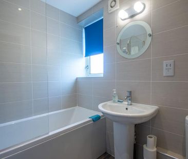 3 bedroom villa to rent - Photo 4