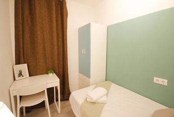 Gran Via de les Corts Catalanes, Barcelona, Catalonia 08013