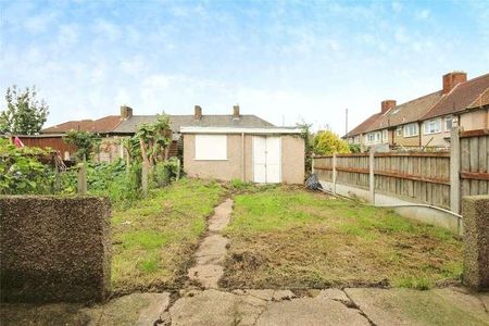 Stamford Road, Dagenham, RM9 - Photo 3