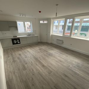 Upper Wickham Lane, Welling - Photo 2