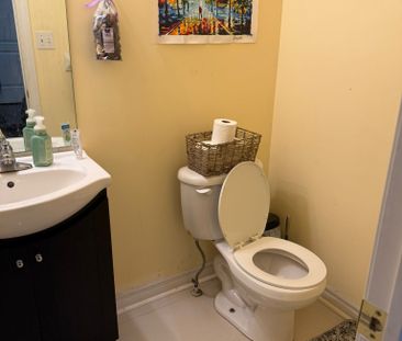 For Lease - 26 Pefferlaw Circle, Brampton, Ontario - Photo 5