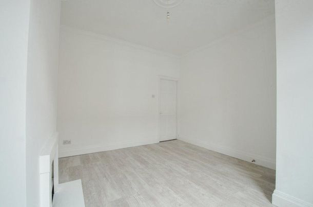 2 bedroom house to rent - Photo 1