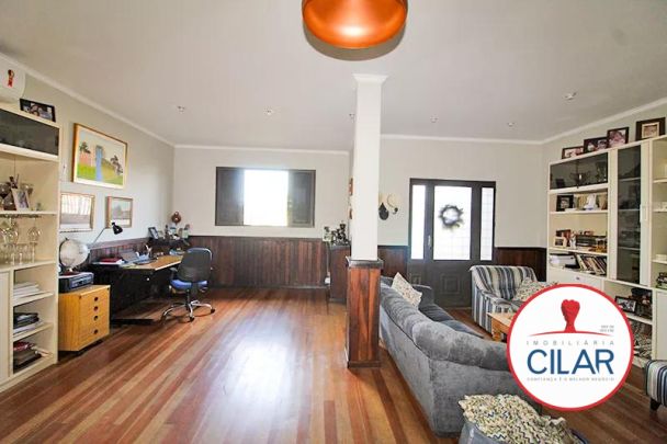 Imobiliária Cilar Aluga Casa 3 Quartos no Capão da Imbuia com 331m², Ref. 02963.001-CILAR - Foto 1