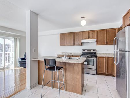 For Lease - 130 Hucknall Road Unit# Upper Room #2, Toronto, Ontario - Photo 2