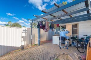 Re-listed - Be Quick! Spacious 3-Bedroom Home in Prime Kelmscott Location! - Photo 3