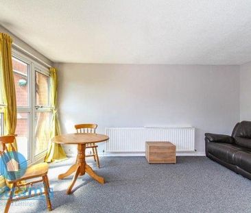 2 bedroom house share to rent - Photo 1