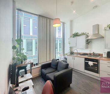 1 bedroom flat to rent - Photo 1