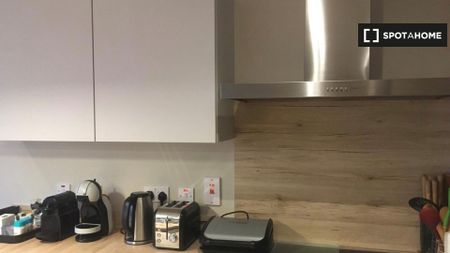 Room for rent in 3-bedroom house in Donabate.Single Only - Photo 3