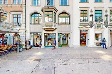 Mitten in der Altstadt finden Sie Ihr neues Zuhause - Photo 3