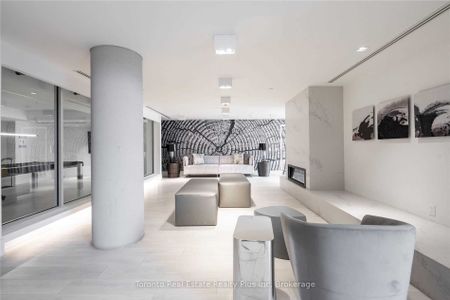 For Lease - 2908 Highway 7 Road Unit# 2106, Vaughan, Ontario - Photo 2