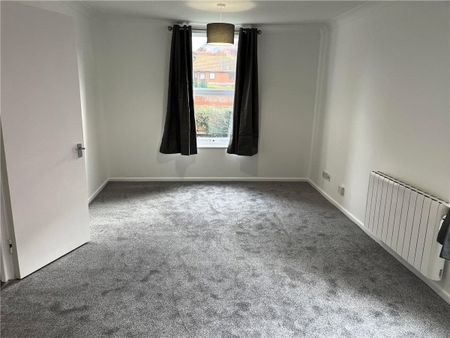 Refurbished ground floor apartment within a short walk of the High Street and train station with allocated parking. - Photo 3