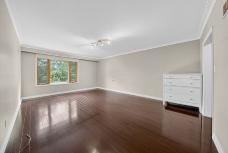 For Lease - 11 Tudor Gate, Toronto, Ontario - Photo 4