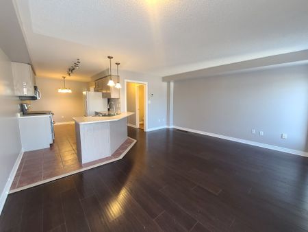 For Lease - 99 Snedden Avenue, Aurora, Ontario - Photo 3