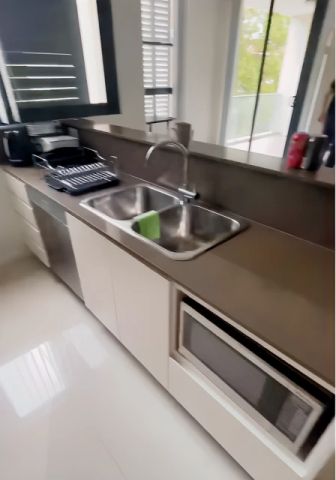 1 bed 1 bath*210 - Photo 4