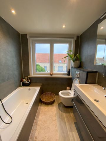 Ruime rijwoning met vier slaapkamers - Photo 4