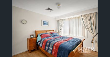 GOEGEOUS FAMILY HOUSE - Photo 4